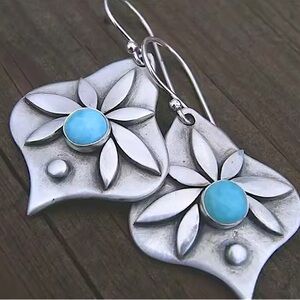 Turquoise Ethnic Flower Earrings Vintage Jewelry Silver Dangle Engraved Hook